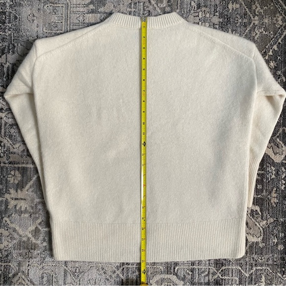 Theory Cashmere Supersoft Sweater - Picture 7 of 7